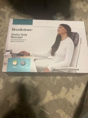 Brookstone Shiatsu Body Massager - Gray NWT